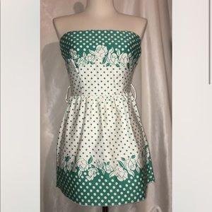 Charlotte Russe Dress {Size Small}. Zipper closure